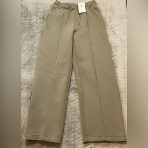 Air Jordan Womens New Classics Capsule Suit Pants Khaki Sz.Small DD7085-247 $120